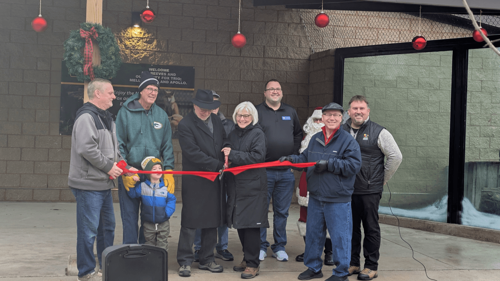 “Bear-y Foxy”  event marks opening of Menominee Park Zoo exhibit