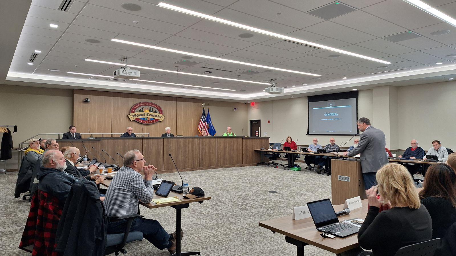 County employees honored at monthly Wood Board meeting